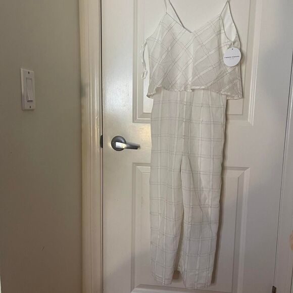 Finders keepers Women's White and Cream Jumpsuit - Picture 7 of 7